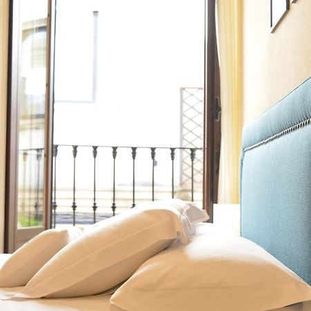 Apartamento Puerta De Cordoba- Exterior Con Balcones ภายนอก รูปภาพ