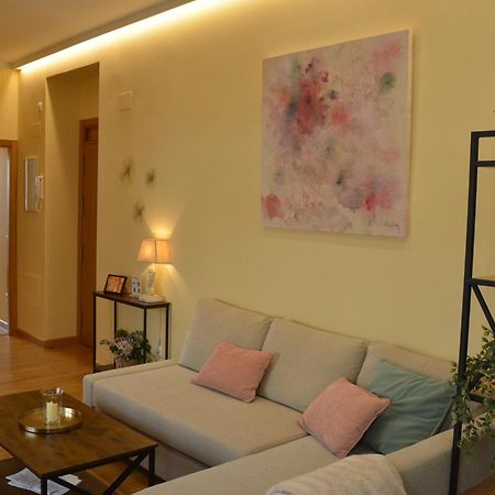 Apartamento Puerta De Cordoba- Exterior Con Balcones ภายนอก รูปภาพ